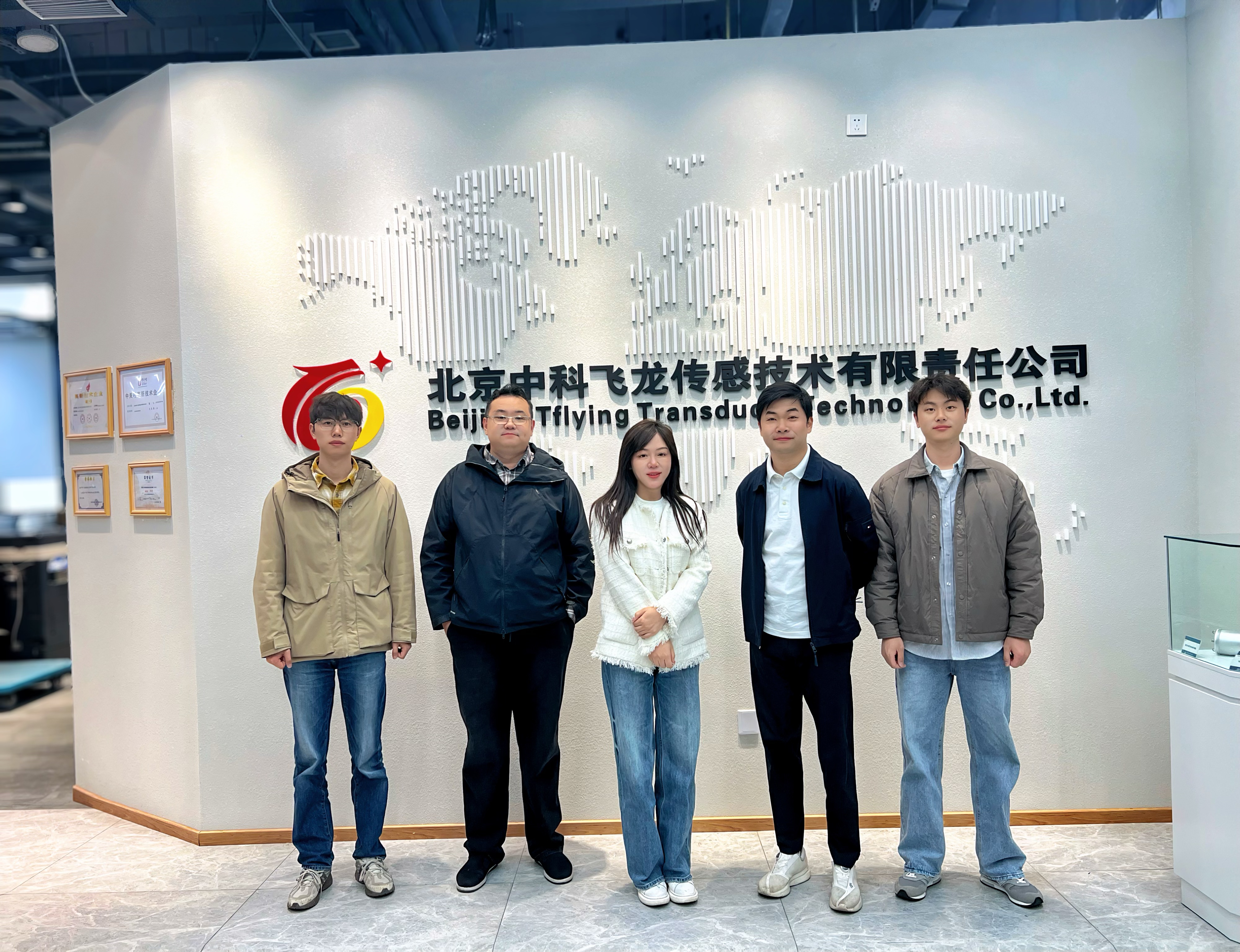 3e854204d65a9d4cf3d31e424a9b44c