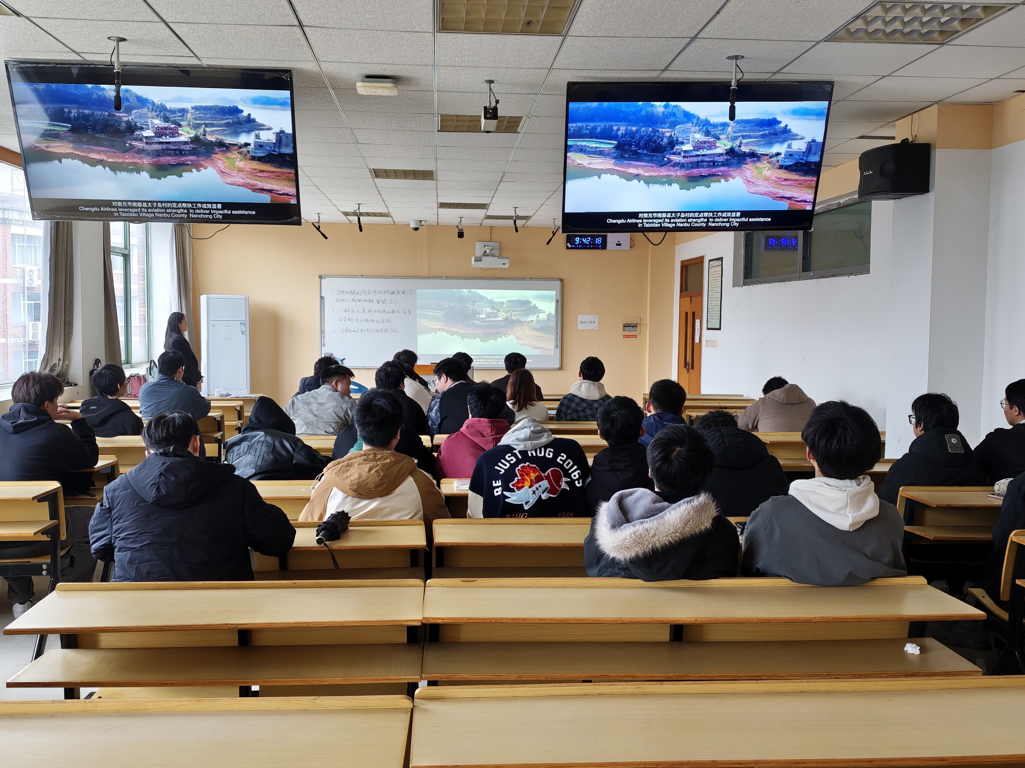 eae26f86e0ab94a08345b7cab701827d